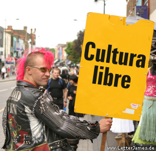 Traducciòn al español de Free Culture, de Lawrance